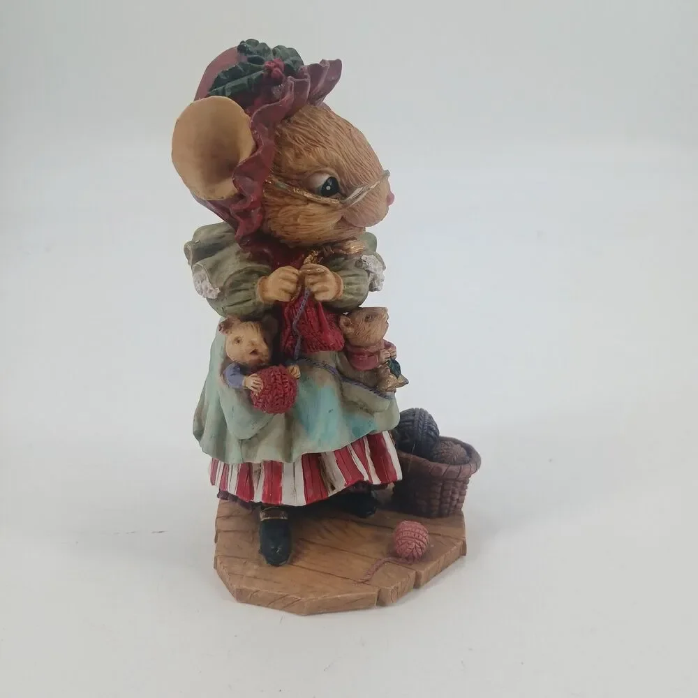 Vintage Patriotic Patriotic Mouse Figurine USA Flag Overall Dress Red White Blue